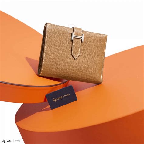 hermes bearn wallet compact|Hermes wallet worth it.